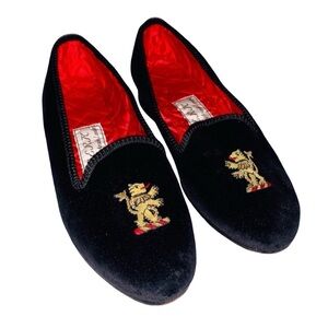 English Velvet Burlington Slippers gold Rampant Lion Embroidery crest like new